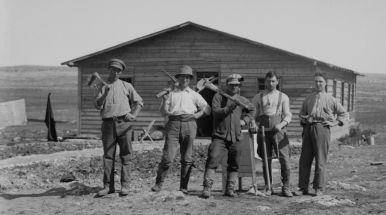 Первые поселенцы кибуц в Израиле