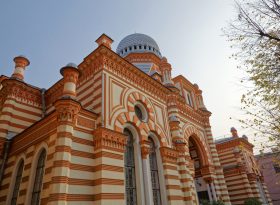 С чего начать знакомство с еврейской культурой: общины Москвы и Санкт-Петербурга