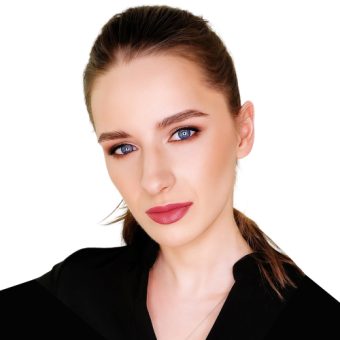 Марина Михайлова